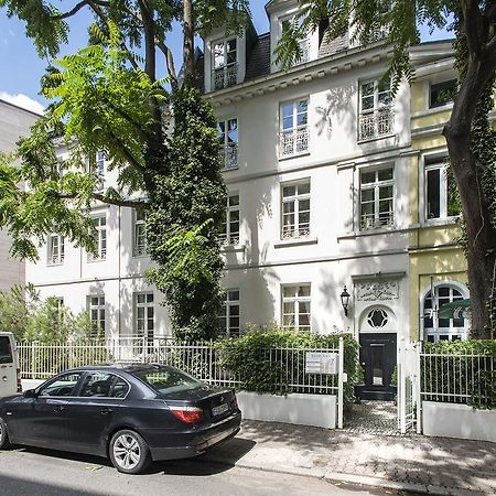 Dirazi Guesthouse & Apartments Gmbh Frankfurt am Main Eksteriør bilde